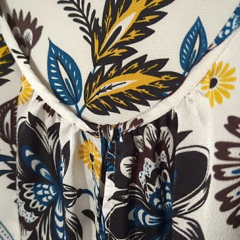 NWT Liz Claiborne White Floral Long Sleeve Blouse - Picture 4 of 7